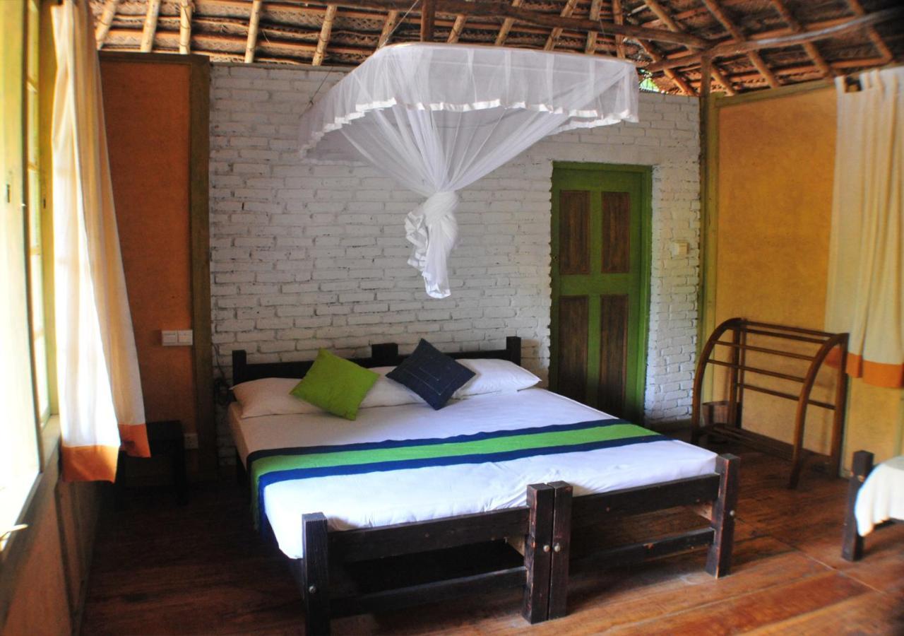 Back Of Beyond - Wild Haven Vila Sigiriya Exterior foto